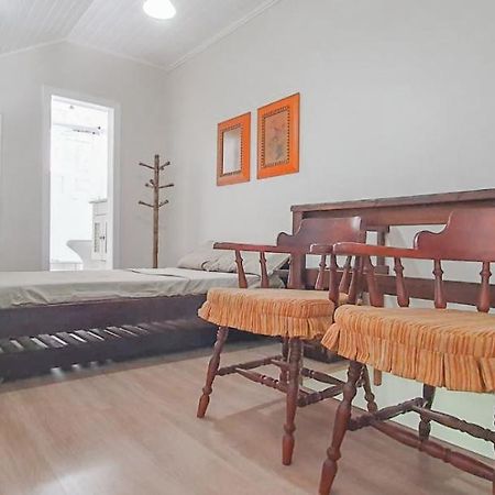 Duplex Floresta Negra - Sua Base Perfeita Em Gramado! Otima Localizacao Lagonegro 500M - 02 Quartos E 02 Banheiros Para Familia Em Condominio Fechad0, Cozinha Completa Com Garagem E Portaria 24H Exterior foto