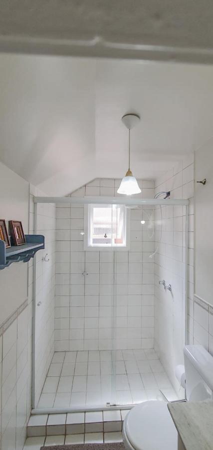 Duplex Floresta Negra - Sua Base Perfeita Em Gramado! Otima Localizacao Lagonegro 500M - 02 Quartos E 02 Banheiros Para Familia Em Condominio Fechad0, Cozinha Completa Com Garagem E Portaria 24H Exterior foto